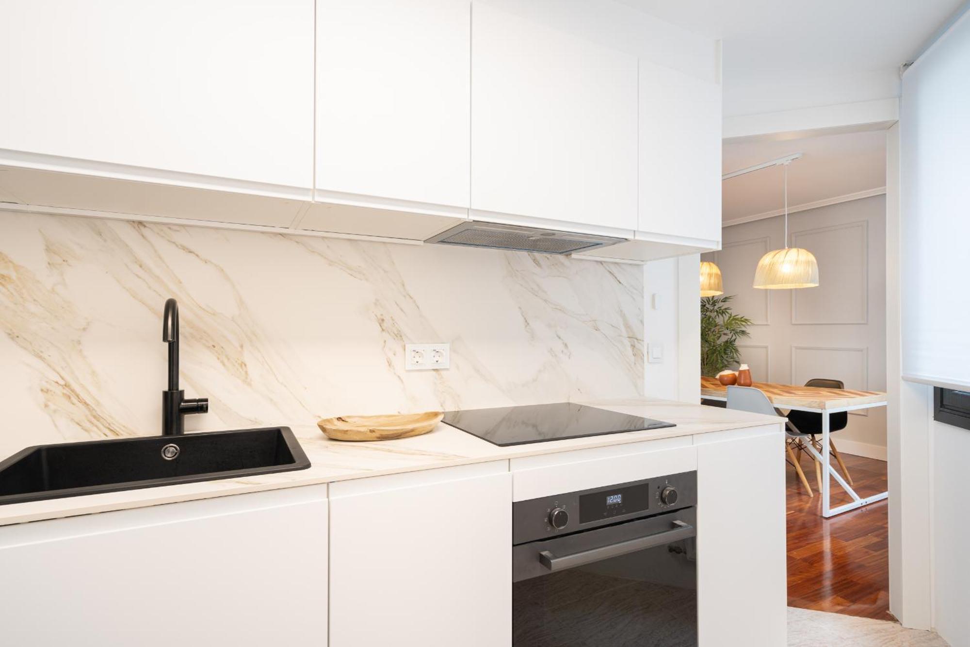 Apartment Helloasturias Oviedo, Un Espacio Luminoso Y Moderno En El Corazon De La Ciudad Oviedo