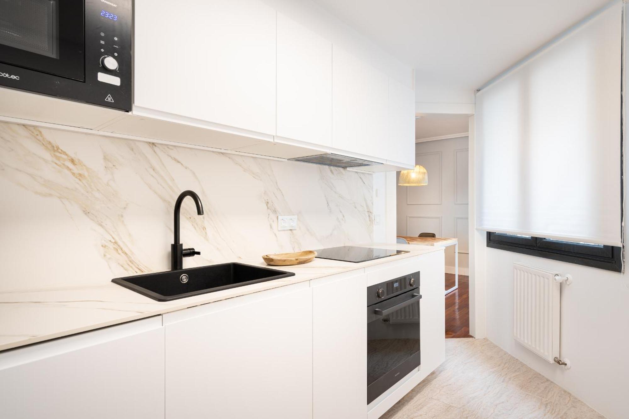 Helloasturias Oviedo, Un Espacio Luminoso Y Moderno En El Corazon De La Ciudad Apartment